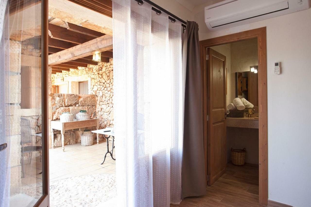 Agroturismo Es Quatre Cantons Binissalem Exterior photo
