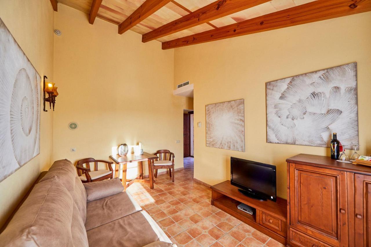 Agroturismo Es Quatre Cantons Binissalem Exterior photo